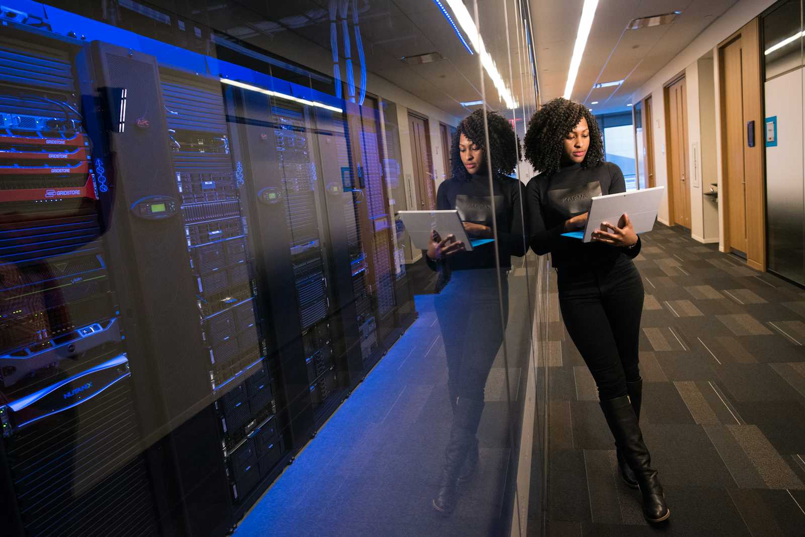 Choosing the Right Hosting in 2025: Shared, WordPress, Business or AWS VPS?